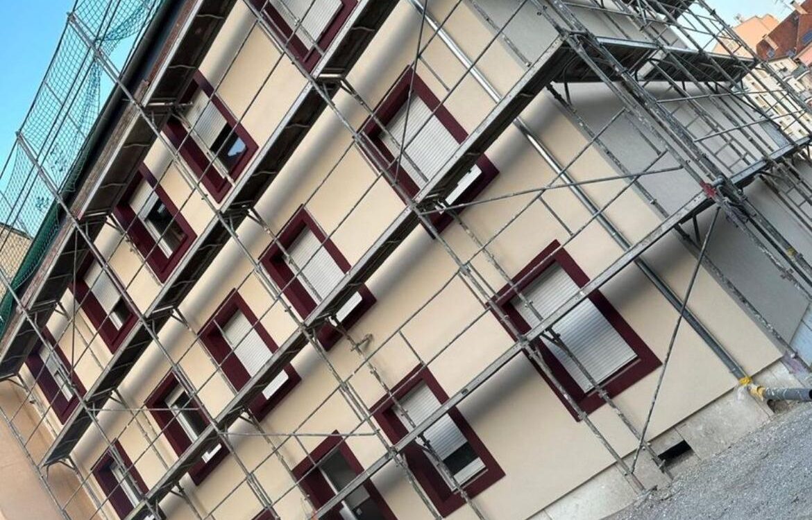 Peintre professionnel pour intérieur et façade avec finitions premium à Oberschaeffolsheim près de Erstein Erstein